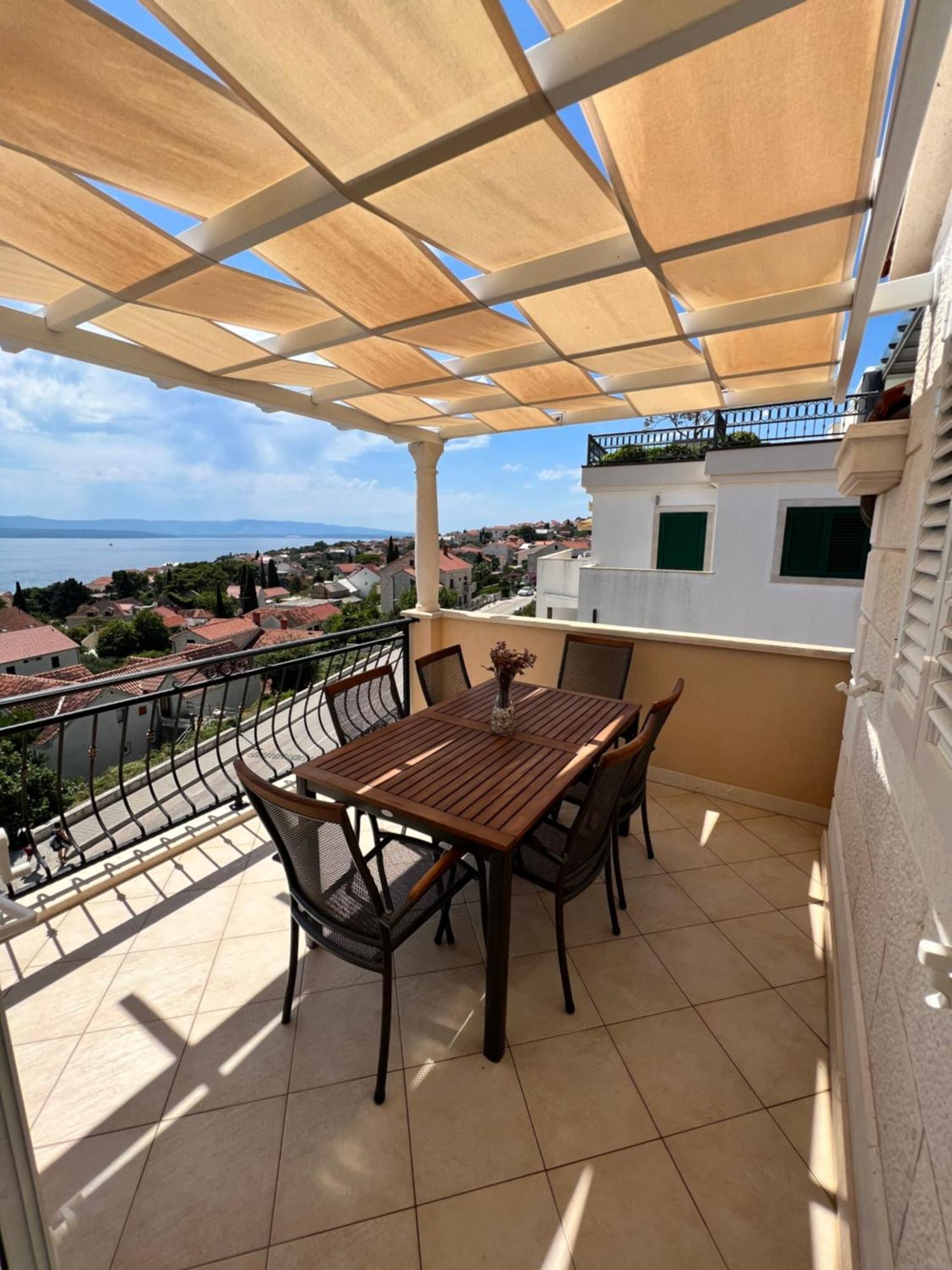 Villa Marina - Sea View Bol Exterior photo